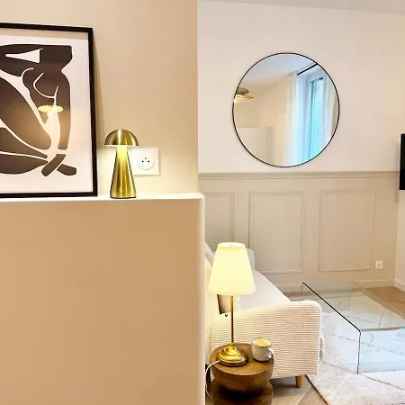 L Escapade Du 9ᵉ Appartement Elegant Et Confortable Au Coeur De Paris Apartman