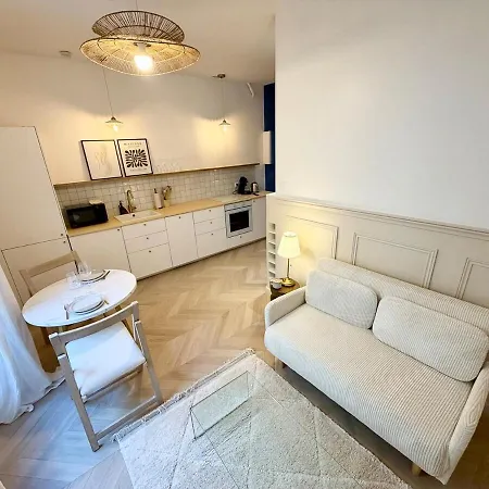 L Escapade Du 9ᵉ Elegant Et Confortable Au Coeur De Apartmán *